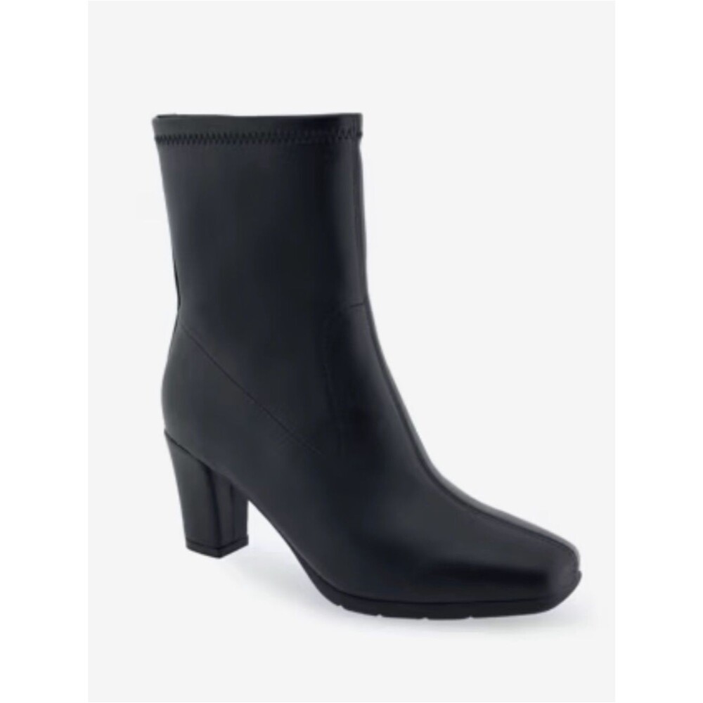Aerosoles cinnamon black booties size 8